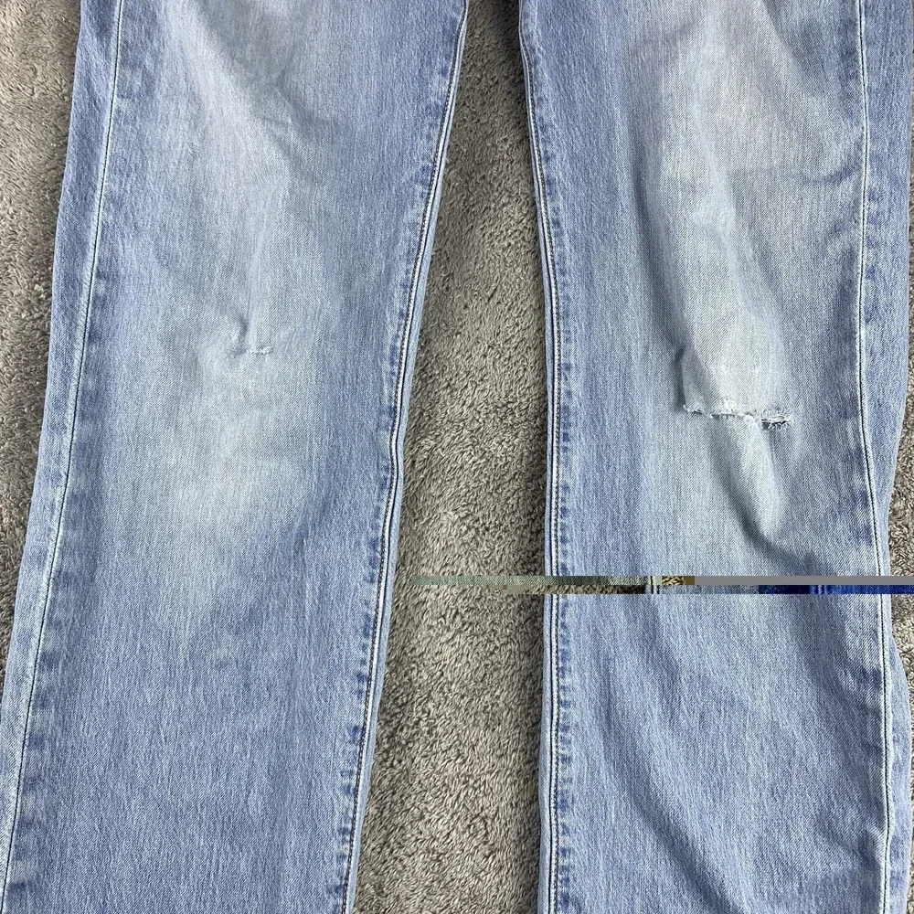 Levis Premium Performance 511 Slim Fit Jeans Mens 33x34 Blue Light Wash Low Rise